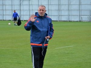 Sivasspor’da Mesut Bakkal İle Yollar Ayrıldı