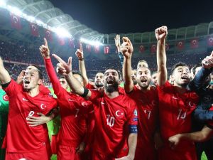 Millilere İspanyol Hakem