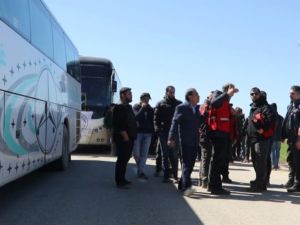 Suriyeli Muhalif Gruplar Halep’in Kuzeyine Çekiliyor