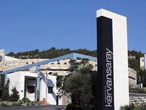 Ünlü Otel İcradan Yarı Fiyatına Satıldı