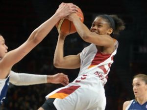 Avrupa’da Türk Gecesi: Cimbom Sahasında Kaybetti