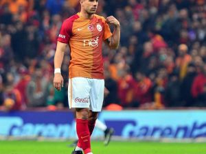 Podolski Veda Ediyor
