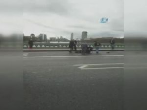 Londra’da Saldırı : 2 Kişi Vuruldu Yaklaşık 12 Yaralı Var
