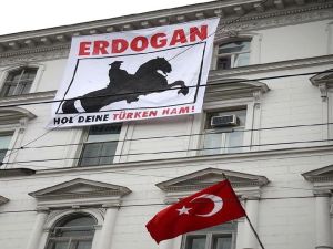 Türkiye’nin Viyana Büyükelçiliğine Saldırı