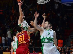 Galatasaray Odeabank, Rus Ekibe Acımadı