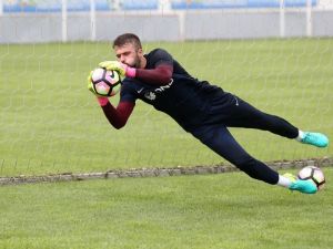 Avrupa’nın Dev File Bekçilerini Geride Bıraktı