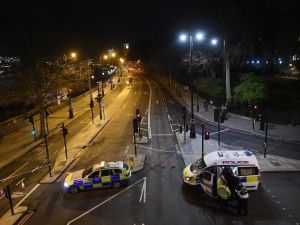 Londra’daki Saldırının Bilançosu: 5 Ölü, 40 Yaralı