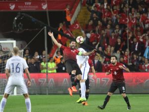 İlk Yarıda 2 Gol Vardı