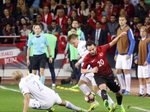 Milliler Finlandiya’yı 2 Golle Geçti