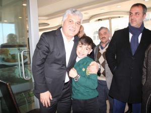 Ak Parti Trabzon Milletvekilleri Salih Cora Ve Adnan Günnar Referandum Çalışmalarını Sürdürüyor