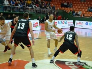 Banvit Rakibine Şans Tanımadı!