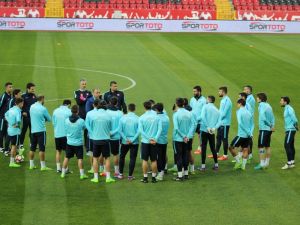 Milliler Moldova Maçına Hazır