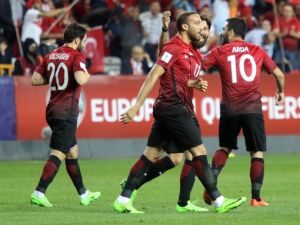 Milli Maç Dönüşü F.bahçe Ve G.saray’a Yaramıyor