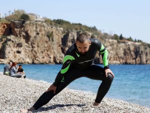 ’Çivi Çiviyi Söker’ Dedi, Kanseri Triatlonla Yendi