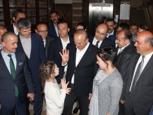 Bakan Çavuşoğlu Rusçasını Konuşturdu