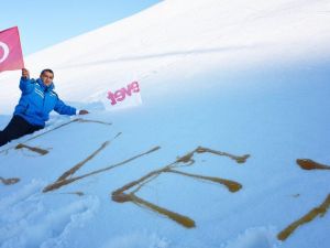 Aydın Aydın Kar Üzerine Balla "Evet" Yazdı