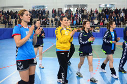 Süper Kızlar Lidere Diş Geçiremedi