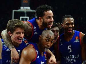 Anadolu Efes, Durdurulamıyor