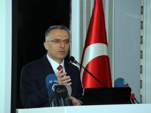"İlk Çeyrekte Yüzde 3.5 Büyümek Sevindirici"