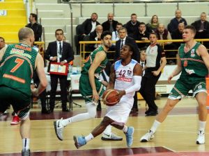 Trabzon Banvit’e Boyun Eğdi