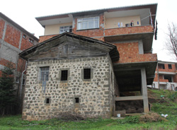 Rize'de Baba Yadigarlı İlginç Bina