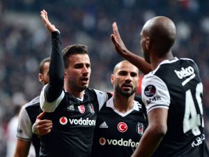 Zirvede Tek Başına!