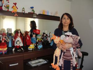 Oğlu İçin Başladı, Şimdi Dünyaya Yapıyor