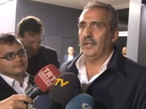 Başbakan Sanatçılarla Sorunlarını Ve Referandumu Konuştu