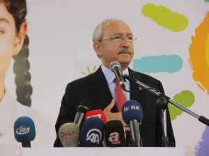 Gündeminde Kerkük’teki Bayrak Gerilimi Vardı