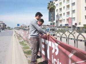 Tam 2 Kilometrelik ’Evet’ Pankartı