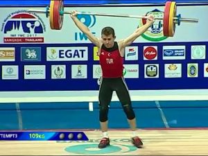 Caner Toptaş Dünya Üçüncüsü Oldu