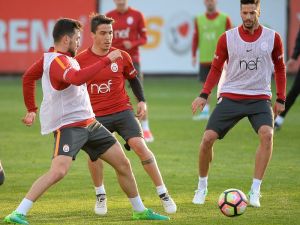 Galatasaray, Medipol Başakşehir Mesaisine Başladı
