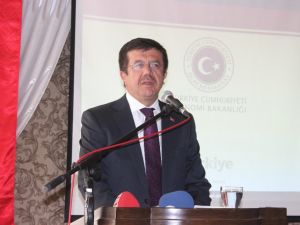 "2016 Yılında 8 Milyon Turist, 7 Milyar Dolar Kaybımız Oldu"