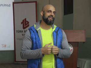 Survivor Hasan: Başarımın Sırrı Çocukken Sokakta Oynamak