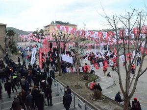 Doğu Perinçek Boş Meydana Konuştu