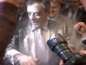 Fransız Cumhurbaşkanı Adayı Fillon’a ‘Unlu’ Protesto