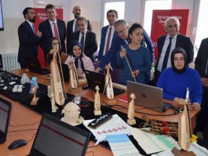“Girişimcilikte Önce Kadın” Yarışmasının Startı Trabzon’dan Verildi