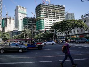 Filipinler’de 5.5 Ve 5.9 Büyüklüğünde Deprem