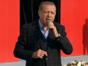 "Kontrollü Koltukta Oturan Her İşin O Şekilde Yürüdüğünü Sanır"