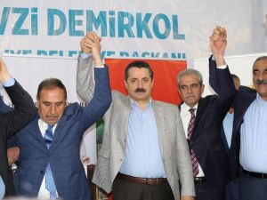 Eski Chp’li Başkan Yardımcıları Ak Parti’ye Katıldı