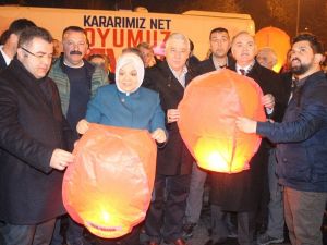Bakan Özlü Dilek Feneri Uçurdu