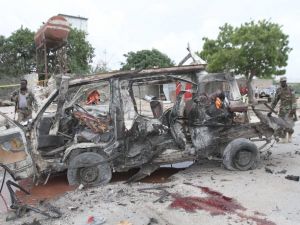 Somali Çifte Saldırıyla Sarsıldı