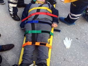 Okul Çıkışında Kamyonet Çarptı