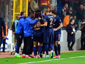 Başakşehir’de Devler Ligi Müziği