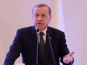 Kılıçdaroğlu’na Havalimanı Görüntüleri Üzerinden Yüklendi