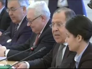 Tillerson, Lavrov İle İlk Kez Görüştü