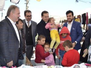 Ak Parti Trabzon Milletvekilleri Balta Ve Cora Referandum Çalışmalarını Sürdürüyor