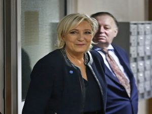 Fransa, Ab’den Le Pen’in Dokunulmazlığını Kaldırmasını İstedi