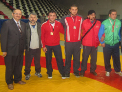 Rizeli Güreşçiler 5 Madalya İle Dönüyor