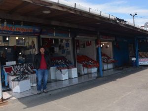 Denizlerde Av Yasağı Başladı, Kültür Balıkları Tezgahlardaki Yerini Aldı